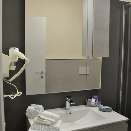 Madame Pucci 3* Λούκα