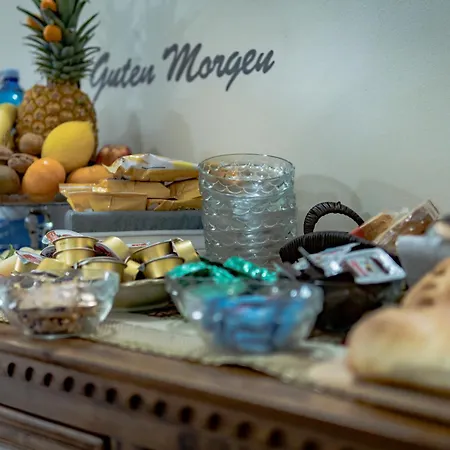Alojamento de Acomodação e Pequeno-almoço Maison Gentile 3*