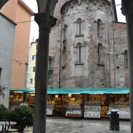 Bed & Breakfast Madame Pucci Lucca